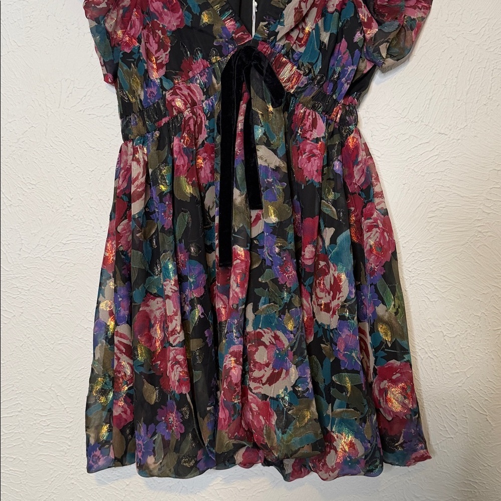 Meet Me in Santorini “Midnight Garden” Flutter Sleeve Mini Dress – NWT – Size M - Picture 5 of 9